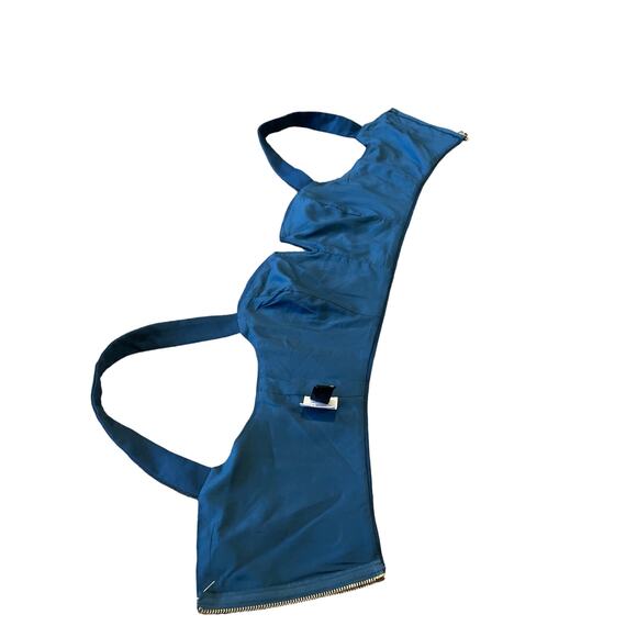 Cider Solid V-Wire Crop Tank Top Blue Medium - Picture 5 of 7